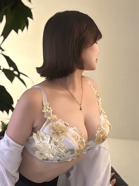 彩木 みお1
