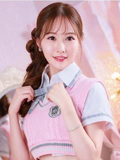 ひすい【某有名店人気アイドル♡】