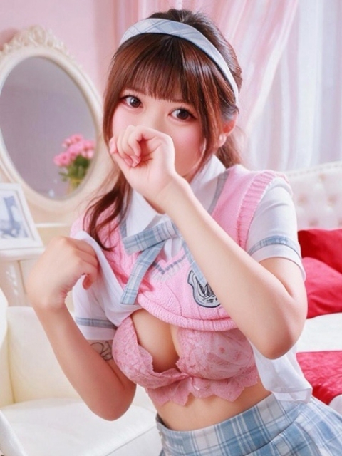 なつめ【ミニマム超美乳アイドル♡1