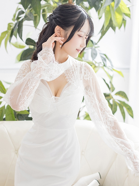 花牟礼 理緒
