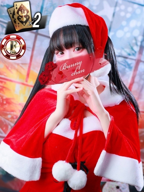 エン【アイドル顔負け超絶美女】