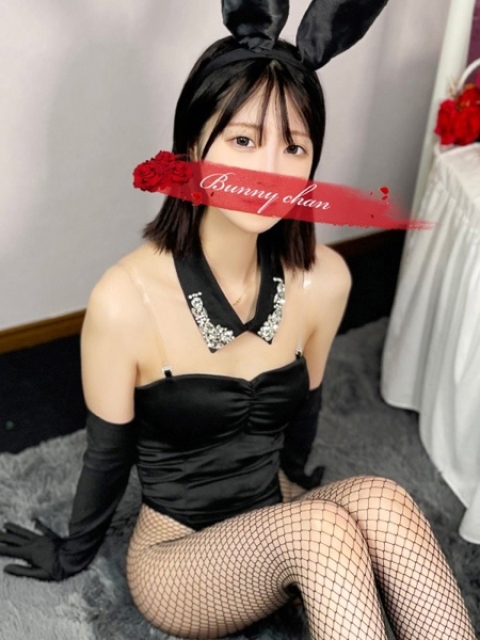 ミコ【全身で尽くす未経験美女】2