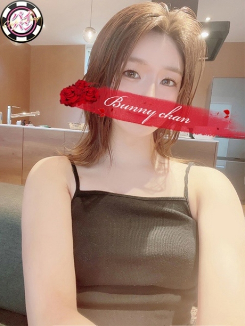 レンナ【愛嬌抜群桃尻バニー】