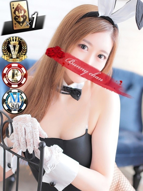 ミツハ【透明感溢れる清楚美女】